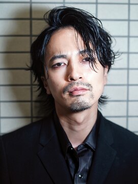 ライラ(Lyla) かきあげてキマる！シャドウミディ　結婚式ヘア