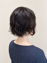 ウミト(Umito)&nbsp;首元すっきり大人のウェーブボブ