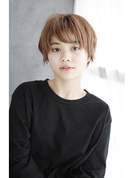 トランクイル サフリック(TRAN9UIL safric) 20代30代40代 表情豊かな大人ショート【烏丸】#550