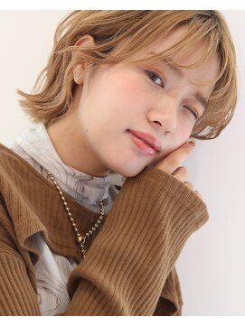 モナバイルーブル(MONA by Louvre) 【MONA】ニュアンシー外ハネ