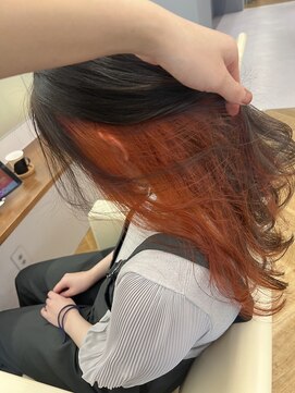 シカ 神戸三宮元町店(Cica) インナー オレンジ イヤリング ブリーチ 三宮 髪質改善 元町