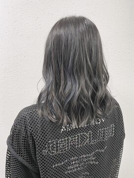 ジェナ(Jena) ブリーチ　ニュアンスハイライト　ブルー