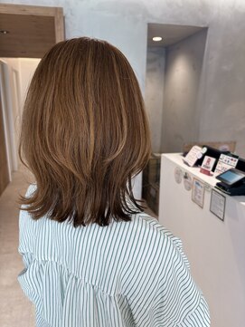ルディー バイ ヘアーポケット(rudii by HAIR POCKET) ミディアムレイヤー*ベージュ