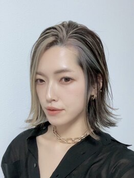 ジッカ(zicca)の写真/大人女性の為の上質な空間でリラックス♪経験豊富なスタイリストが、髪や頭皮のお悩みを解決します。