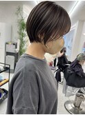 ショートボブ丸み前髪ありくびれハイライト