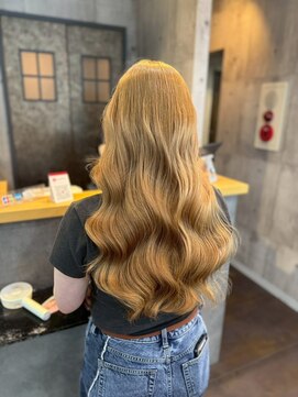 モアナ バイ ヘッドライト 新越谷店(Moana by HEADLIGHT) Moana【新越谷】#ブリーチ#ダブルカラー#ベージュ#ハイトーン