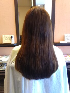 美容室 いろは 切りっぱなしロング