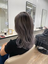 ナンバー ジェミカ 札幌(N° jemica)&nbsp;大人かわいいくびれミディラベンダーインナーカラー