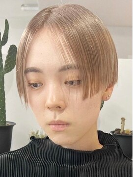 ウィコ 新宿(WICO) ミルクティーベージュ[新宿駅/チョコレート/ダブルカラー]