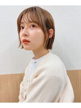 ロット 横浜(lot) レイヤーボブ/ミニボブ/外ハネ[横浜駅]