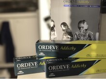 5.「ヘアスタイルに抜け感をプラス」透明感が出る、グレージュカラー。