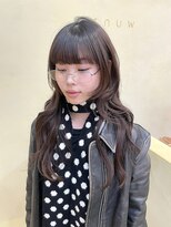 スニュウ(snuw)&nbsp;【snuw mina】レイヤーカット/透明感カラー/伏見/高校生カット