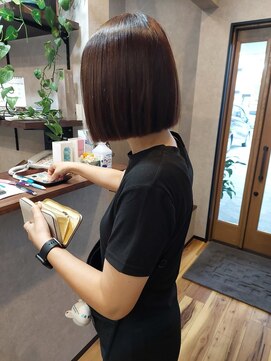 ワークス WORK'S ぱつっとボブ