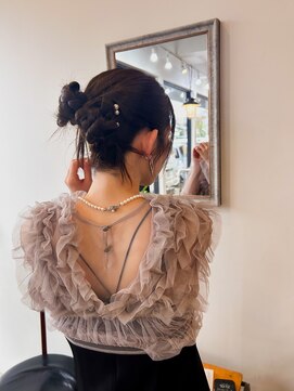 プラスヘアー(plus HAIR) カチモリツインアレンジ