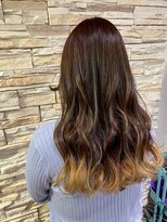 ジュリアンマーラ(Julien Mara) グラデーションカラー/ロングウェーブ/透明感ブラウン/ハイト-ン