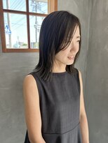 アニモ(animo) ミディアムボブ×オリーブカラー