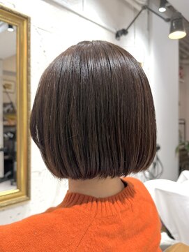 リビュー(re view) 《MIRU》ミニボブ/白髪染めエクストラカラー