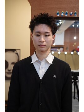 エディ(Edy) メンズスパイキーショート刈り上げツイストピンパーマ眉毛カット