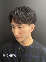 アンドメゾンオム(&Maison. homme)&nbsp;センターパート/ニュアンスパーマ/毛流れパーマ/フェザーパーマ