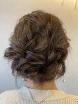 ヘアースタジオエフ&nbsp;王道のゆるふわアップ