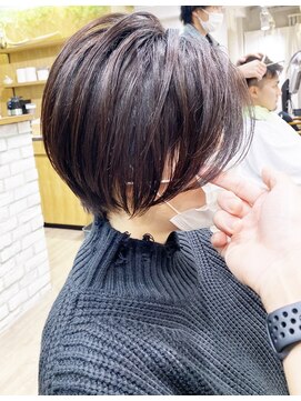 アヴァロン(AVALON) mag佐藤聖ことりベージュクールショートコンマヘア