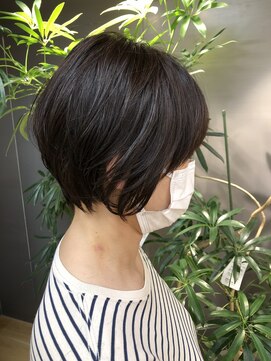 アパルトメント ジェシカ(l'appartement de Jessica) お手入れ簡単ショートボブ」