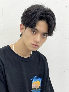 アーリー(Ali'i) カルマパーマツーブロックマッシュウルフ束感ショートハイライト