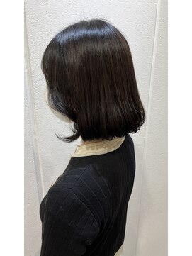 ロロネー 梅田(Lolonois) 【Lolonois梅田】韓国風ボブ