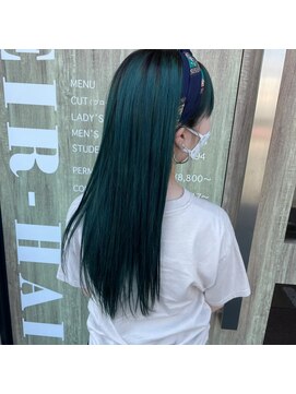 レイルヘア(REIR-HAIR) グリーンカラー　ブリーチあり