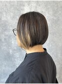 アシンメトリー前下りボブ