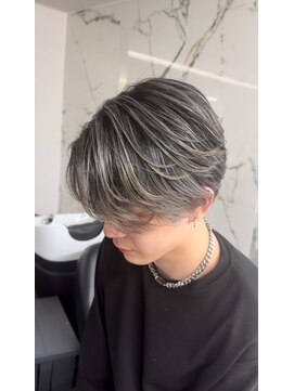 メゾン(Maison) 三宮/ダブルカラー/ハイトーン/ブリーチ/カラー/インナーカラー