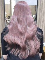 イリ 心斎橋(ili)&nbsp;インナーカラーミルクティーベージュレイヤーカット