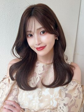 ラルユー 金山(LallYou) 韓国風レイヤーイメチェンワイドバング美髪モカグレージュ