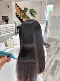 学生様にも大人気★サラ艶★縮毛矯正