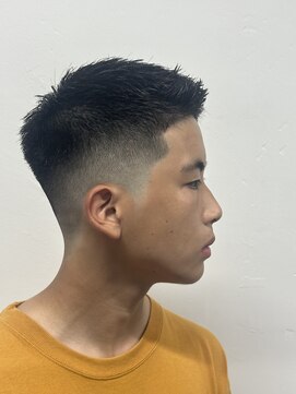 メリケンバーバーショップ フクオカ(MERICAN BARBERSHOP FUK) メンズカットスキンフェードニュアンスショート