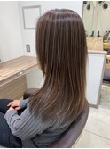 脱白髪染めハイライトで作るベージュカラー