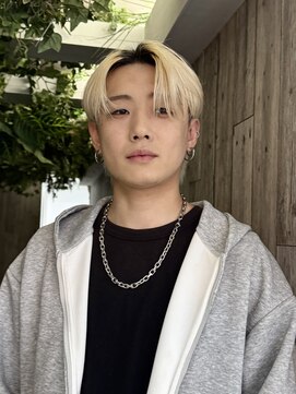 レベッカ(REBECCA) センターパート