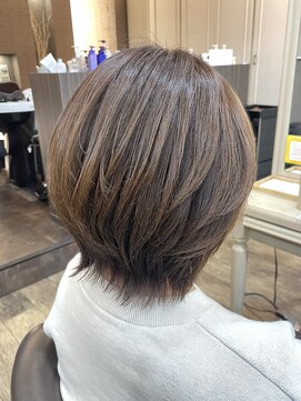 アルターリール(aL ter Rire) クラゲヘアー/小顔/ココアベージュ/オリーブグレー/中村