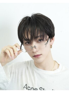 シティ(CITY) 韓国メンズヘア　シースルーマッシュ　ダウンパーマ