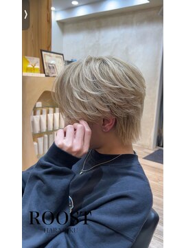 ルースト 原宿店(ROOST) 刈り上げセンターパート/波巻きツイストスパイラル/原宿