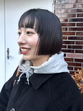 シベルバレー 横浜(sibell) ▽切りっぱなしボブ顔まわりレイヤーシースルーバングミニボブ