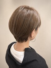 イズ(is) 【キレイで扱いやすく】シアベージュ 丸みショート