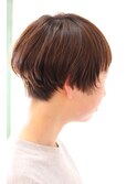 切りっぱなしショートボブ