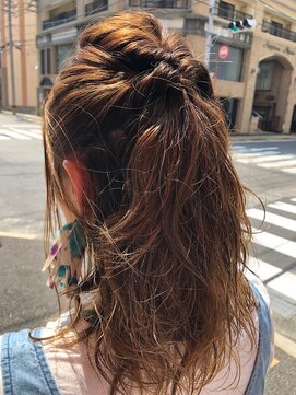 キューブ(Qube) オシャレなヘアセット
