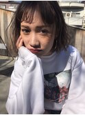 ラベンダーグレージュ 切りっぱなしボブ