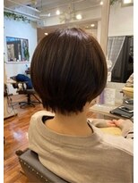 アンプレヴーアジュテ(Impre'vu ajoute)&nbsp;丸みショートボブ