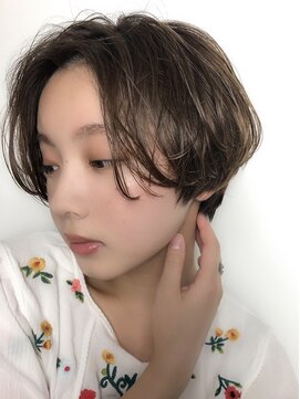 アン たまプラーザ(un) ◆似合わせカット【大人ガーリーくびれショート】ダークアッシュ