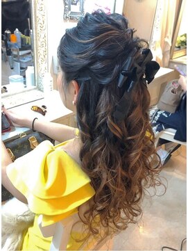 ローラ 本店(Rola) 華やかハーフアップ　ヘアセット