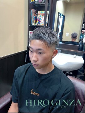 ヒロギンザ 八重洲店(HIRO GINZA) シルバーカラースキンフェード