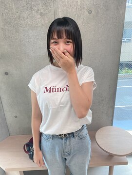 エウペ 渋谷(WEUPE) 斜めバング/グレージュカラー/デザインカラー/シルキーベージュ